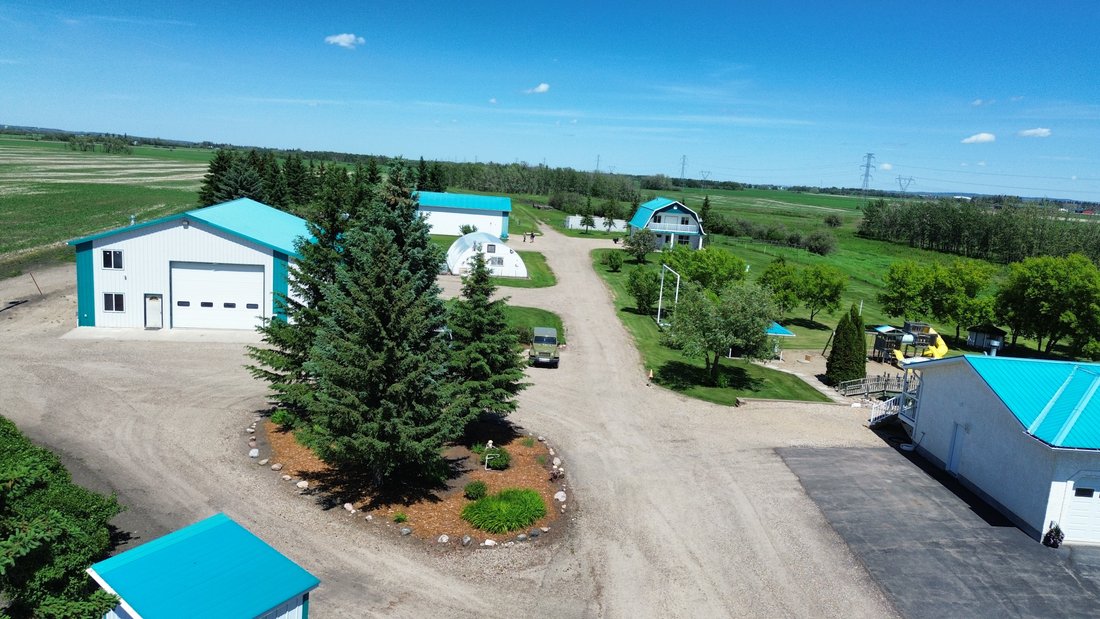 House in Springbrook, Alberta, Canada 2 - 17340205