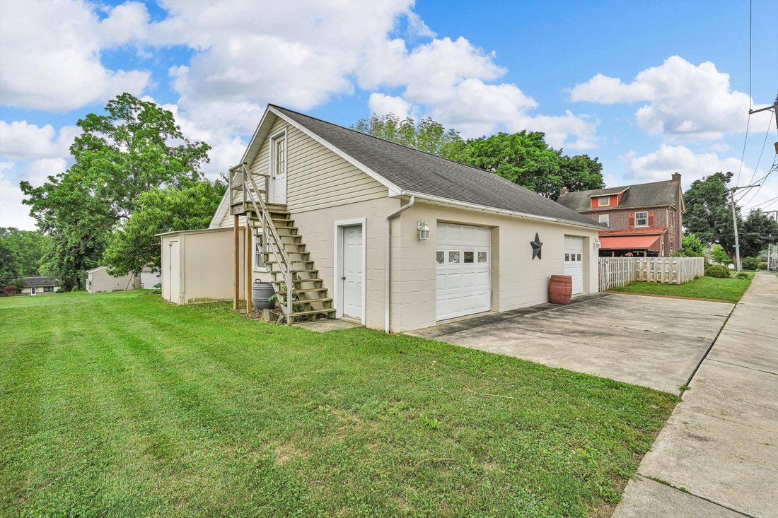 House in Hamburg, Pennsylvania, United States 4 - 18605867