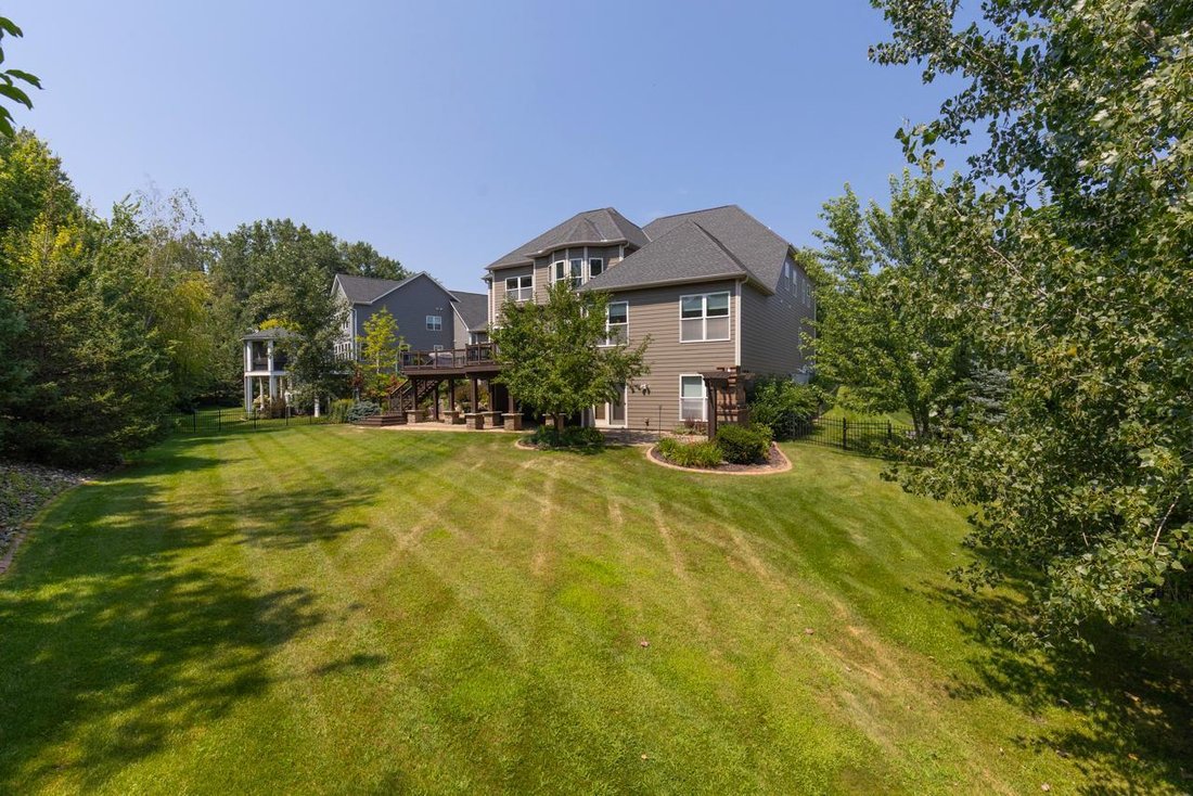 House in Eden Prairie, Minnesota, United States 3 - 18606465
