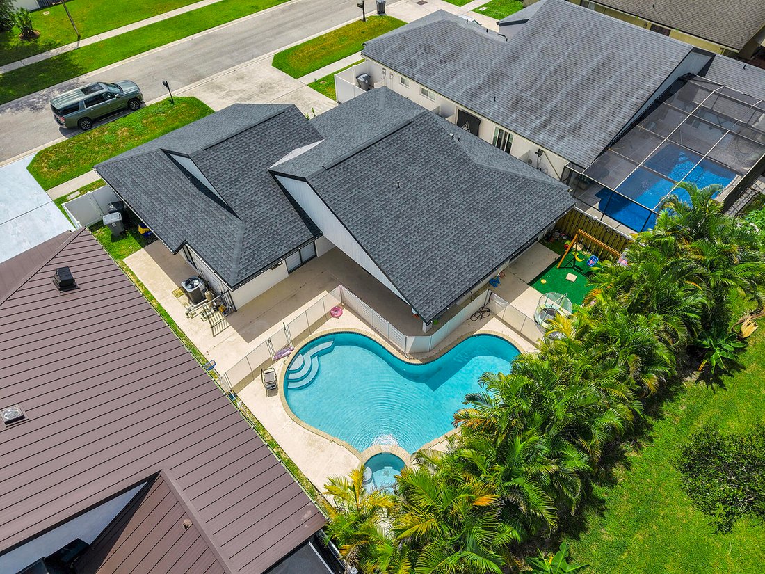 Boca Raton, Florida, United States 1 - 18605863