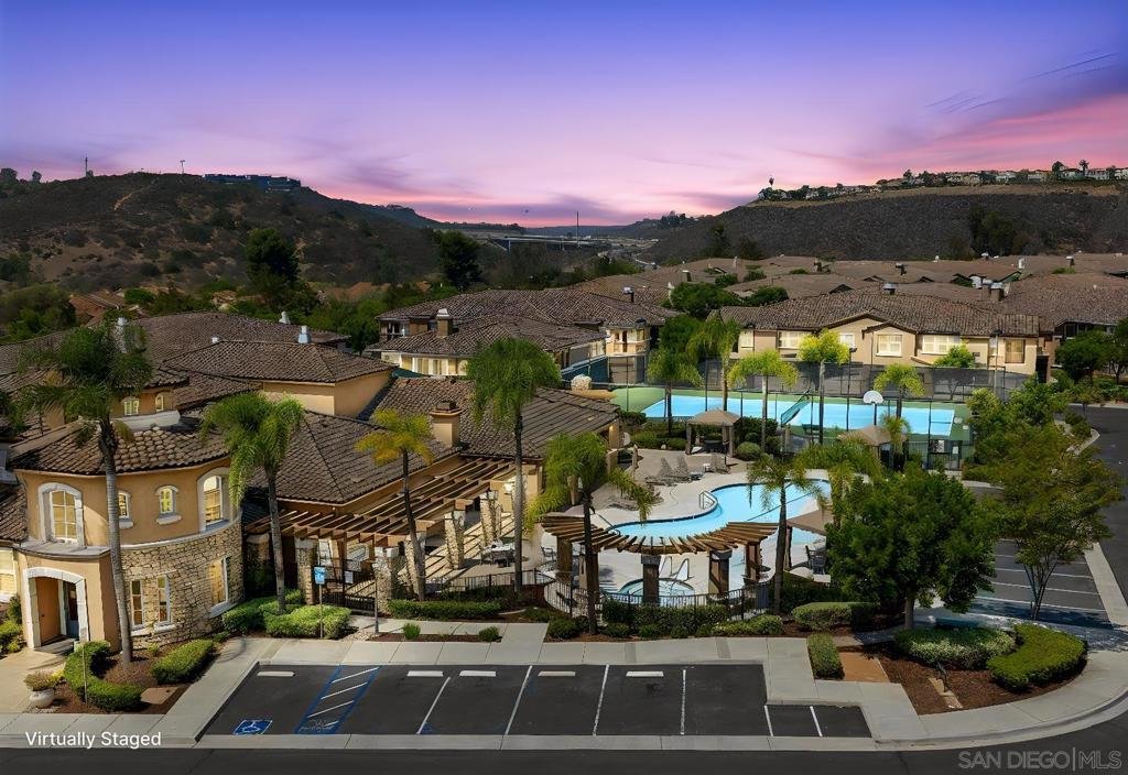 Condo in San Diego, California, United States 5 - 17923171