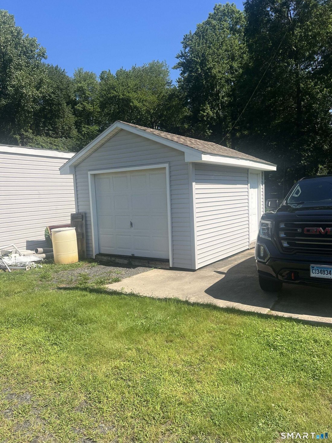House in Southington, Connecticut, United States 5 - 18605672
