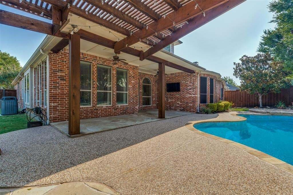 House in Frisco, Texas, United States 3 - 18399759