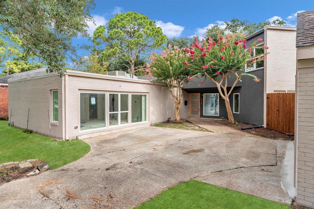 House in Houston, Texas, United States 5 - 18605513