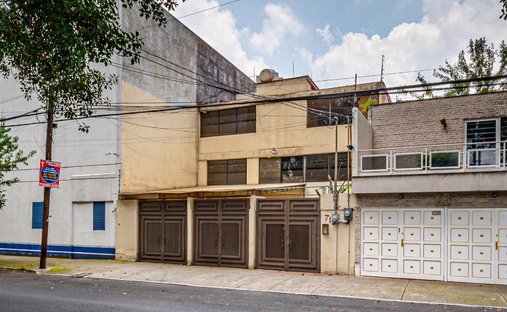 House in Santa Catarina Yecahuitzotl, Mexico City, Mexico 1