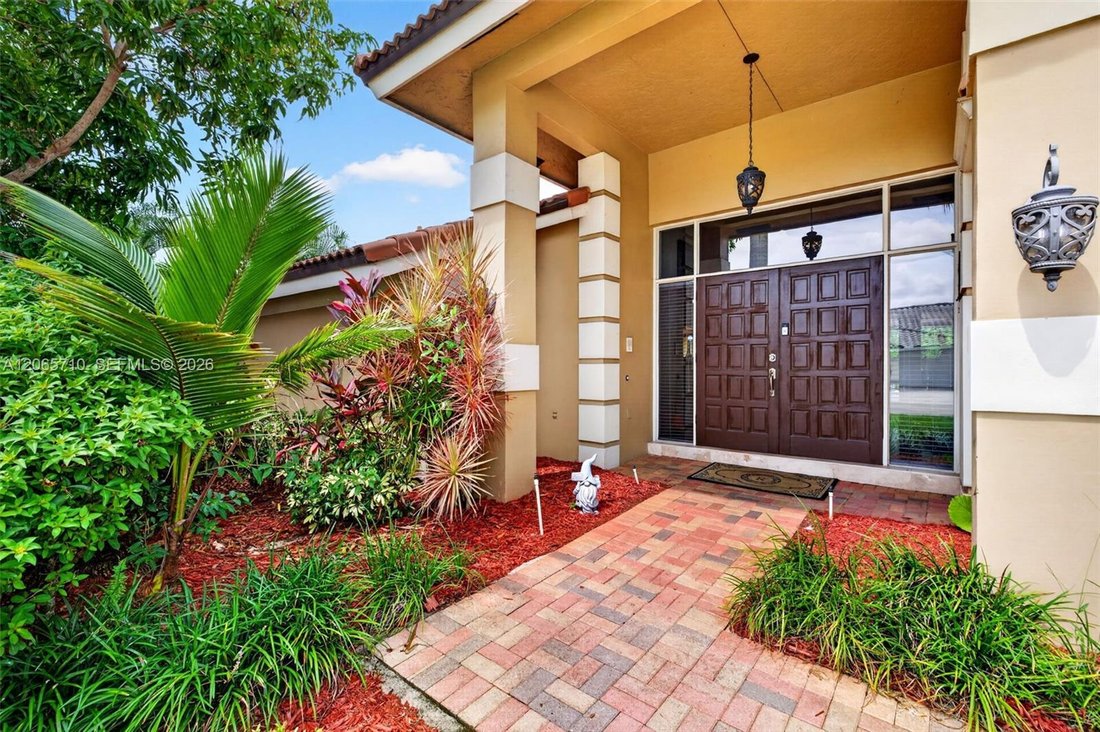 House in Davie, Florida, United States 5 - 18606296