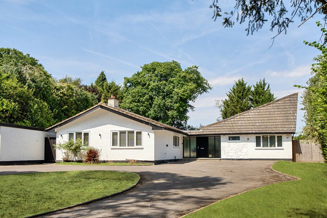 House in Kingswood, Reigate and Banstead, England 1 - 18605944
