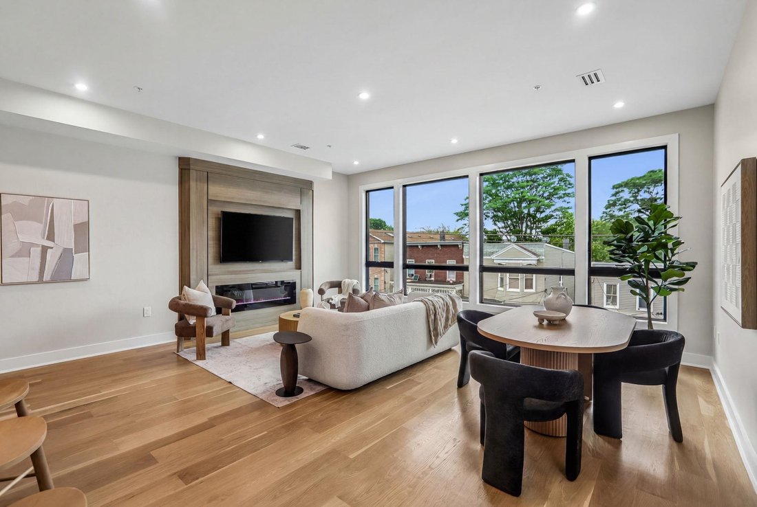 Condo in Jersey City, New Jersey, United States 5 - 18605872