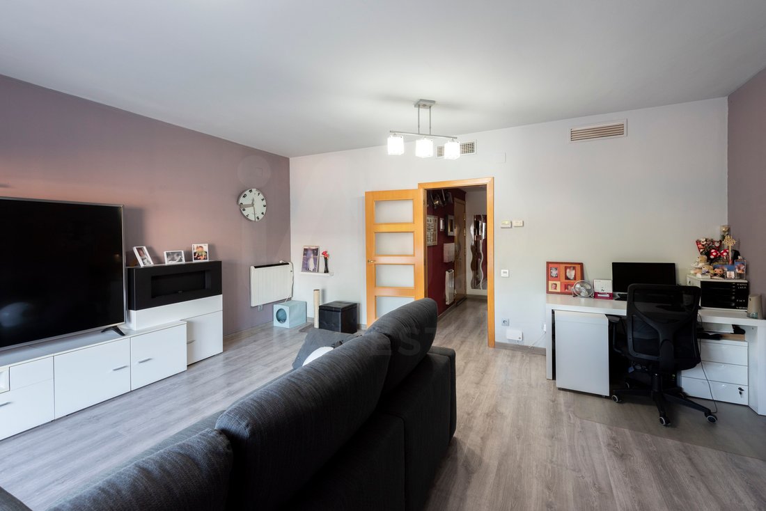 Appartement à Cornella de Llobregat, Catalogne, Espagne 4 - 18606879