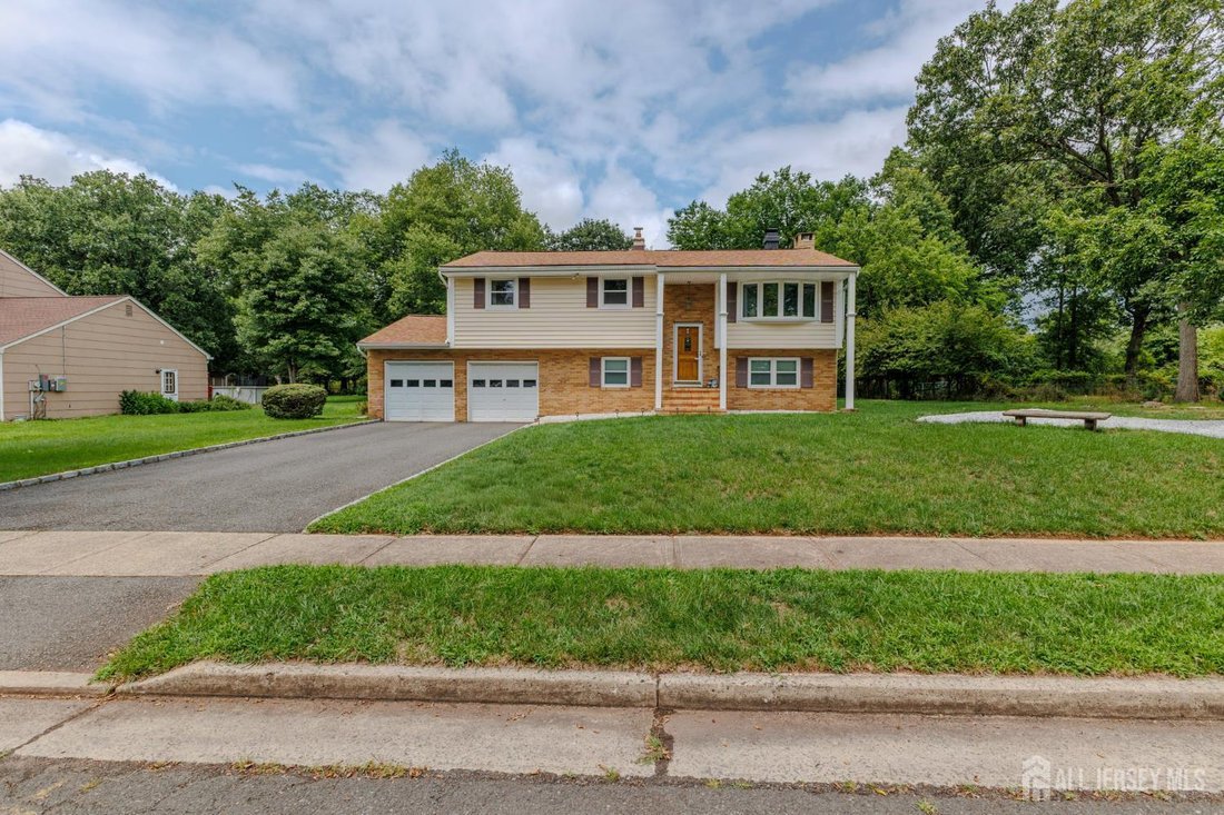 House in Piscataway, New Jersey, United States 2 - 18605714