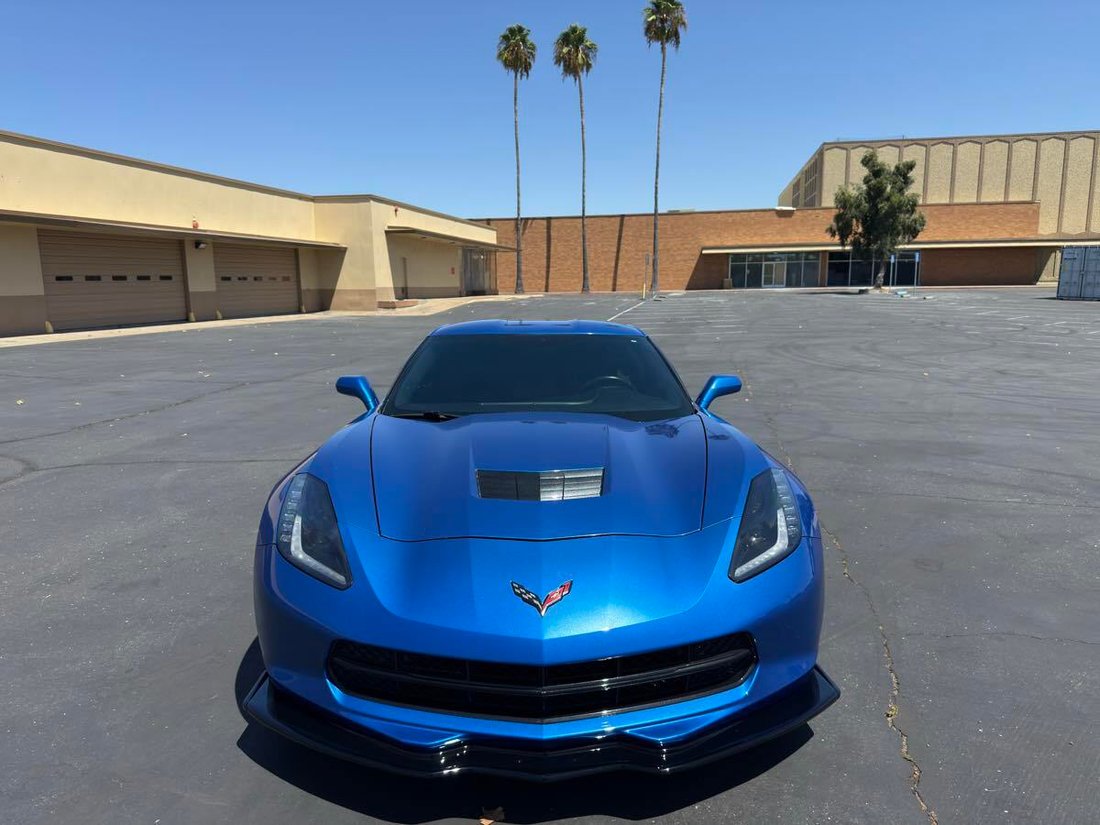 Coupe in Sacramento, CA, United States 2 - 18606733