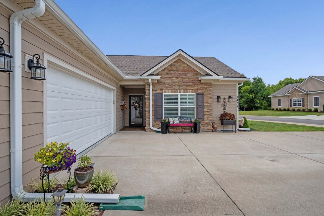 Townhouse in Murfreesboro, Tennessee, United States 1 - 18605322