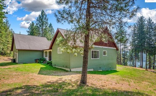 House in Hope, Idaho, United States 1