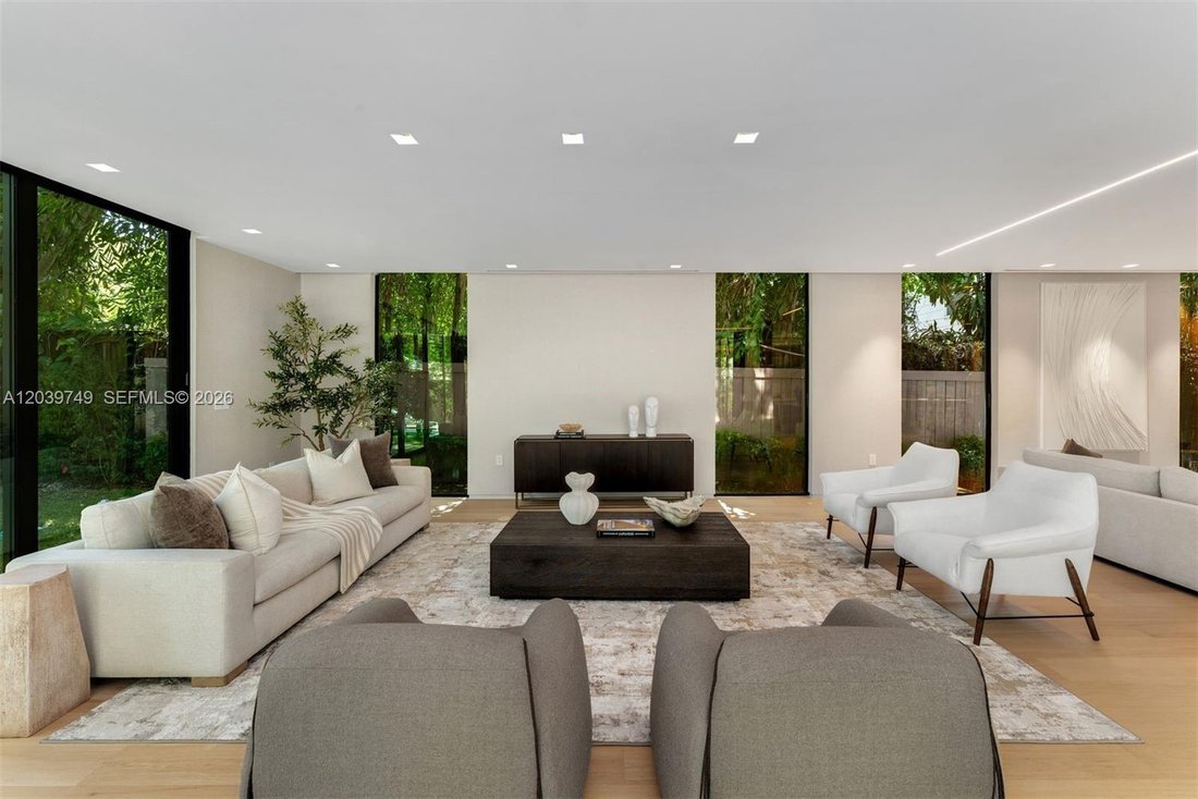 House in Miami, Florida, United States 5 - 18353271