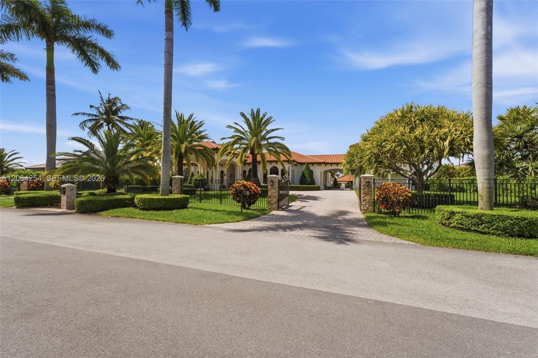 House in Miami Lakes, Florida, United States 2 - 18606315