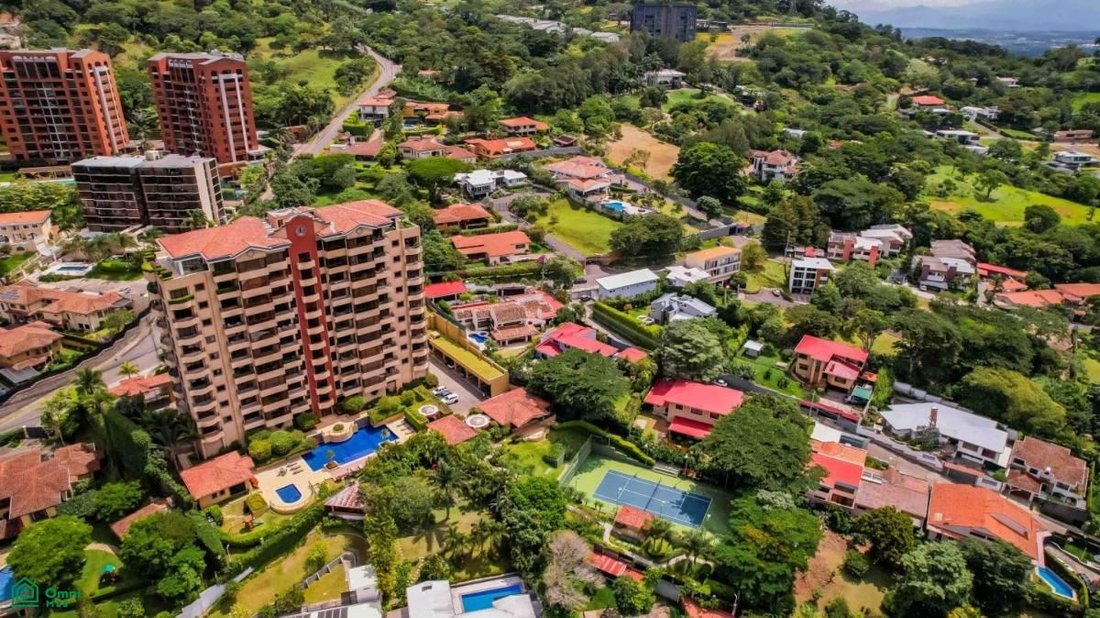 Condo in San Rafael de Escazú, San José Province, Costa Rica 2 - 17089791