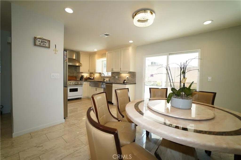 Condo in Los Angeles, California, United States 5 - 18605606