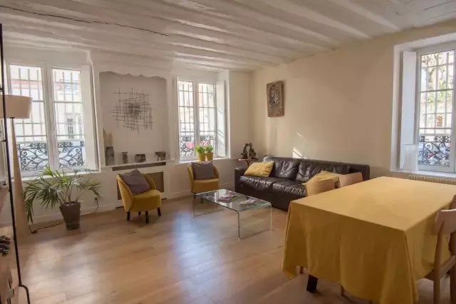 Apartment in Domaine National du Château, Versailles, France 1 - 16099162