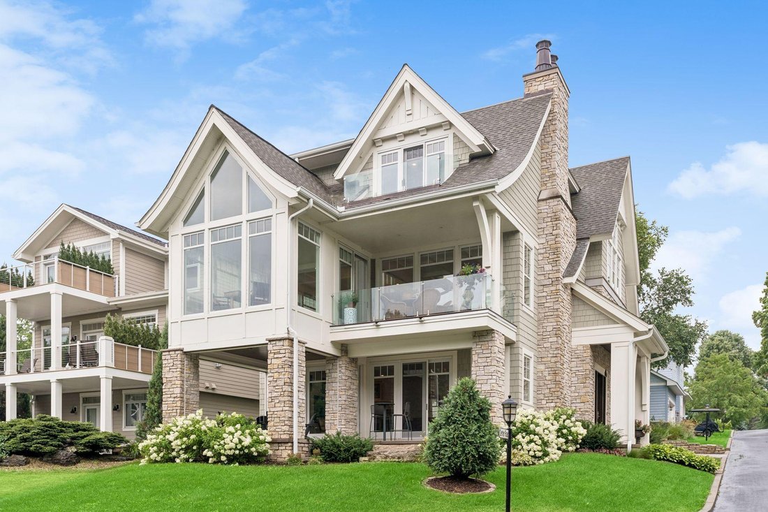 House in Wayzata, Minnesota, United States 2 - 18606493