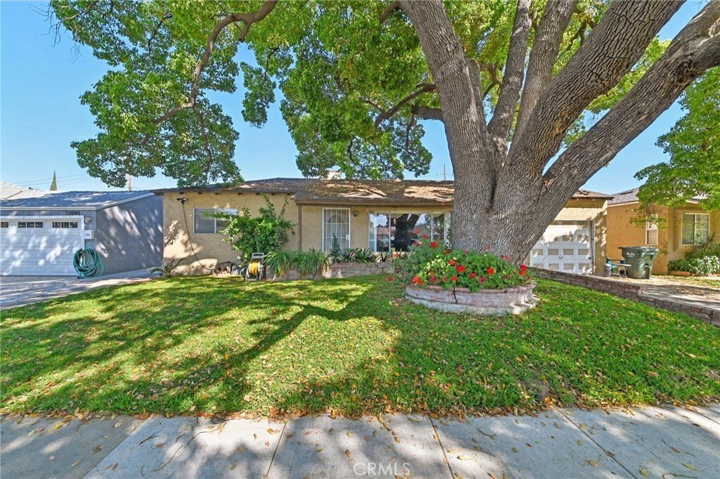 House in Paramount, California, United States 2 - 18605751