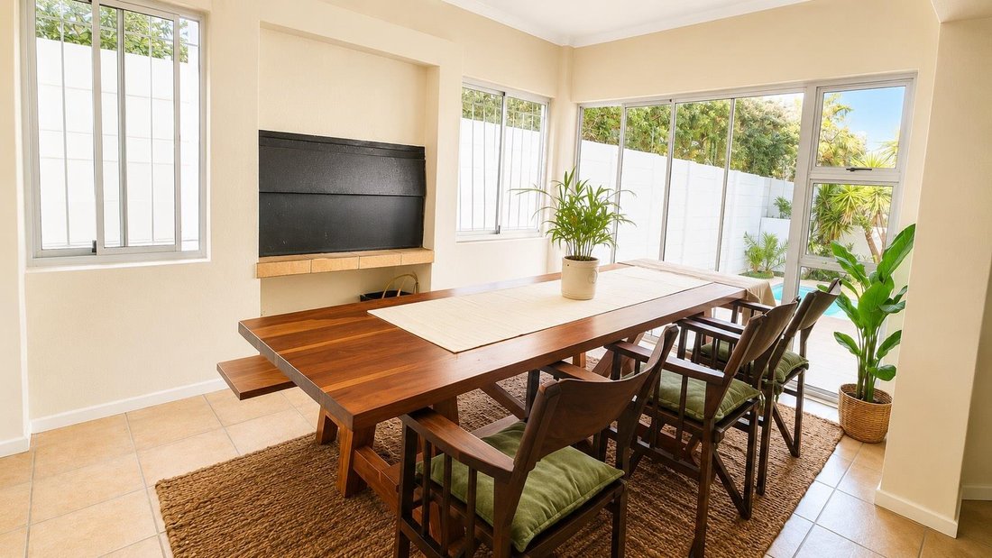 House in Table View, Cape Town, South Africa 5 - 18605464