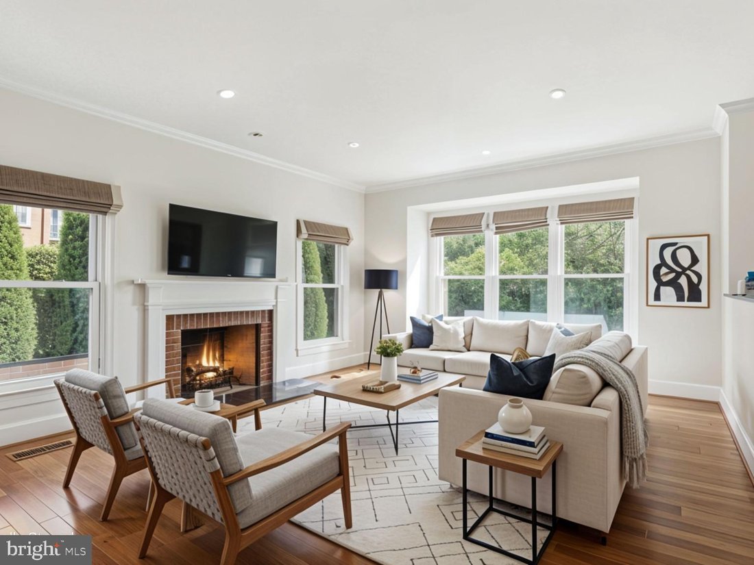 Bethesda, Maryland, United States 5 - 17695329