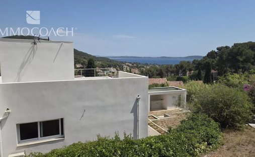 House in Carqueiranne, Provence-Alpes-Côte d'Azur, France 1