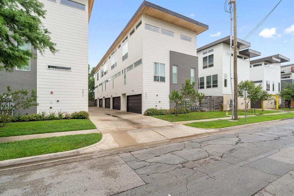 Condo in Dallas, Texas, United States 1 - 18605533
