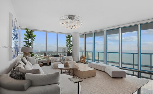 Condo in Miami Beach, Florida, United States 1
