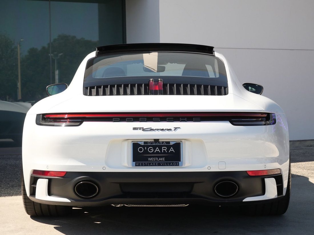 Coupe in Thousand Oaks, CA, United States 5 - 18606635
