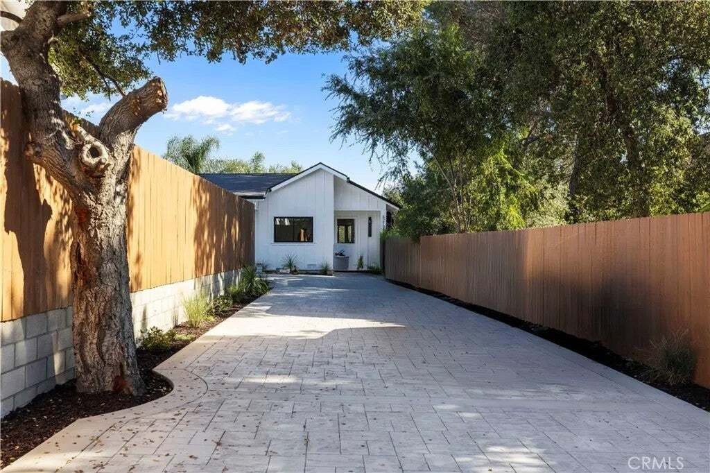 House in Glendale, California, United States 3 - 16613104