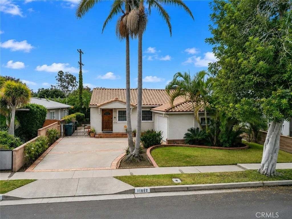 House in Los Angeles, California, United States 1 - 18601843