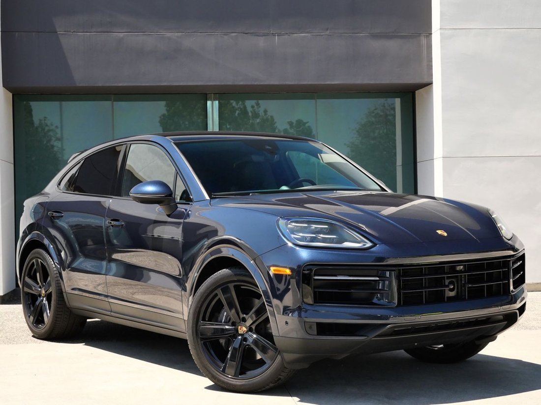 Suv in Thousand Oaks, CA, United States 1 - 18606631
