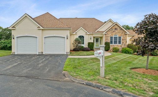 Townhouse in Braintree, Massachusetts, United States 1