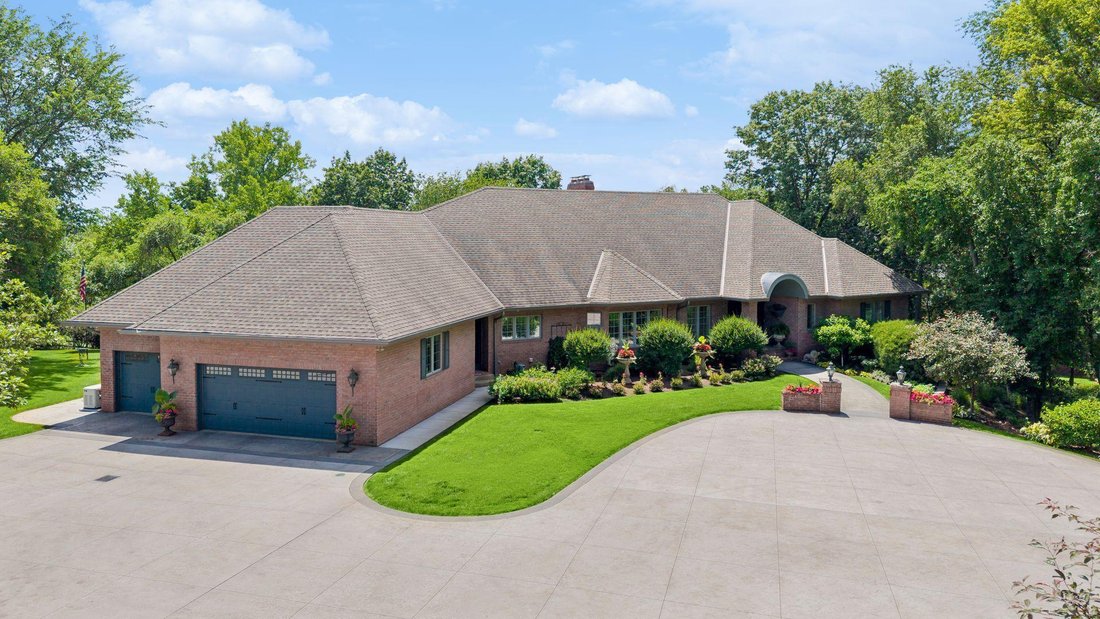 House in West Saint Paul, Minnesota, United States 2 - 18606411