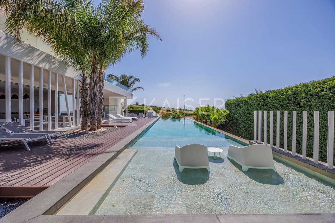 Villa in Olhos de Agua, Algarve, Portugal 2 - 18421278