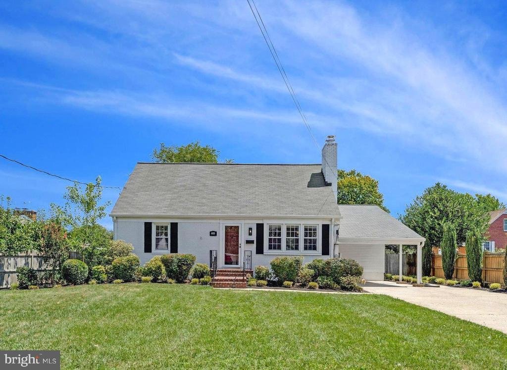 House in Springfield, Virginia, United States 1 - 18605912
