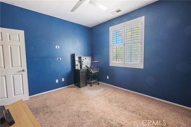 Menifee, California, United States 2 - 18605831