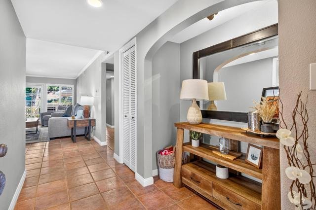 Condo in San Diego, California, United States 4 - 18605956