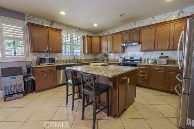 Menifee, California, United States 4 - 18605831