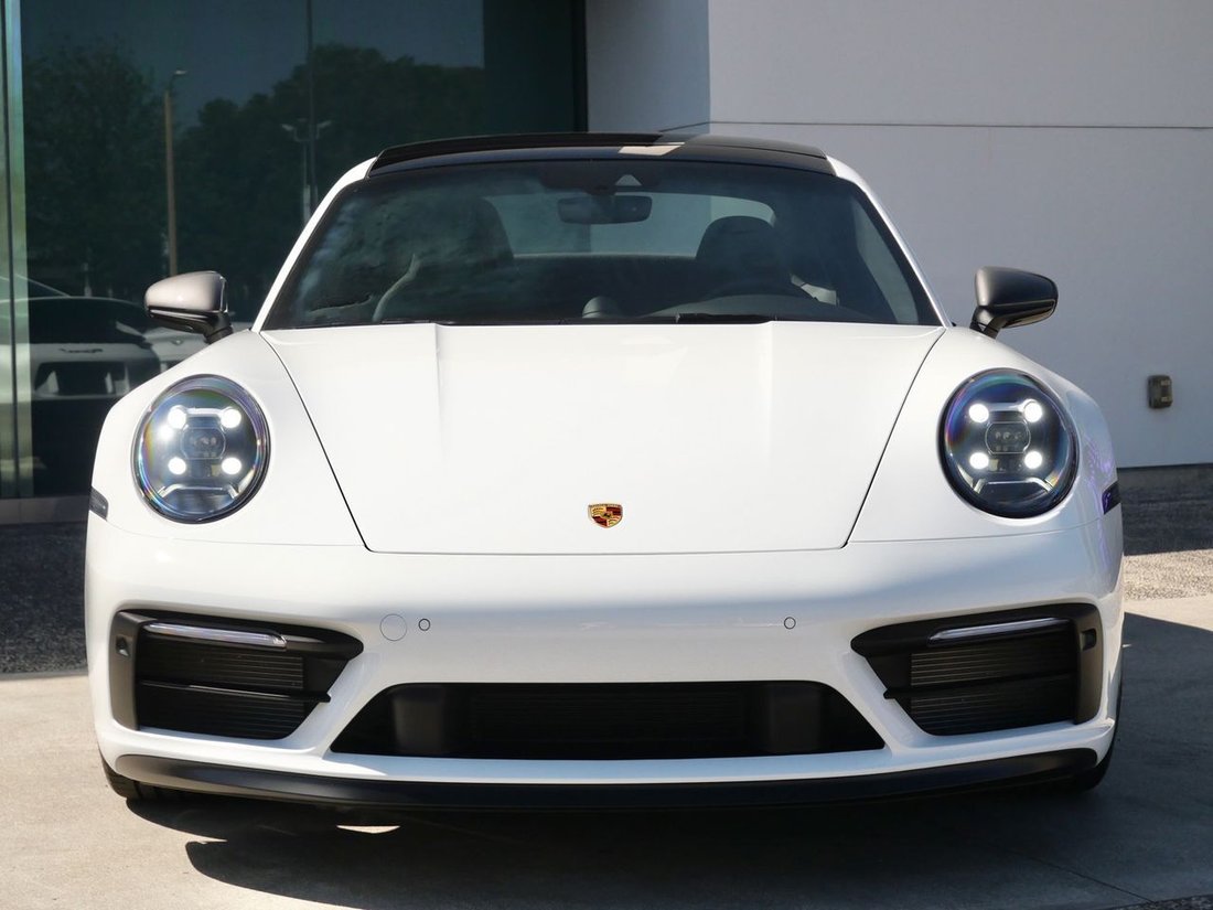 Coupe in Thousand Oaks, CA, United States 2 - 18606635