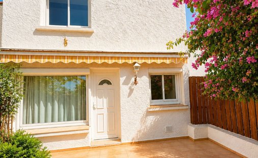 House in Village, Saint-Mandrier-sur-Mer, France 1