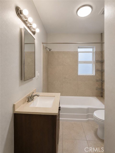 South Gate, California, United States 2 - 18606037