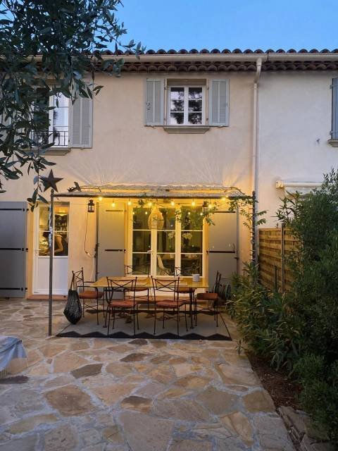 House in La Môle, Provence-Alpes-Côte d'Azur, France 2 - 17764610