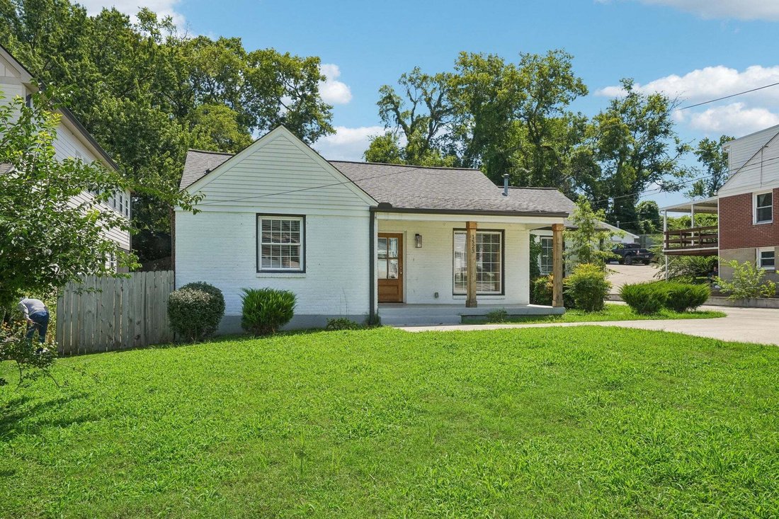 Co Op in Nashville, Tennessee, United States 1 - 18605319