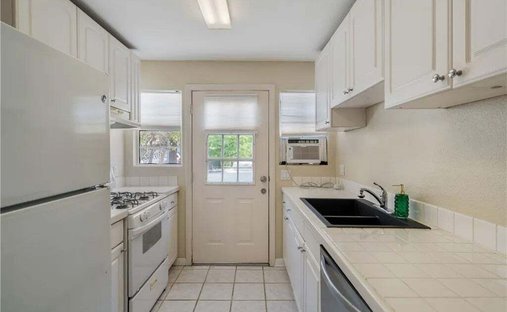 Townhouse in San Clemente, California, United States 1