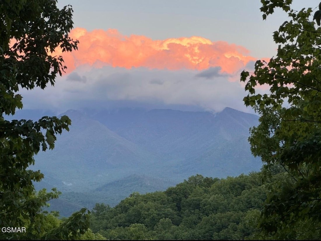 House in Gatlinburg, Tennessee, United States 2 - 18605938