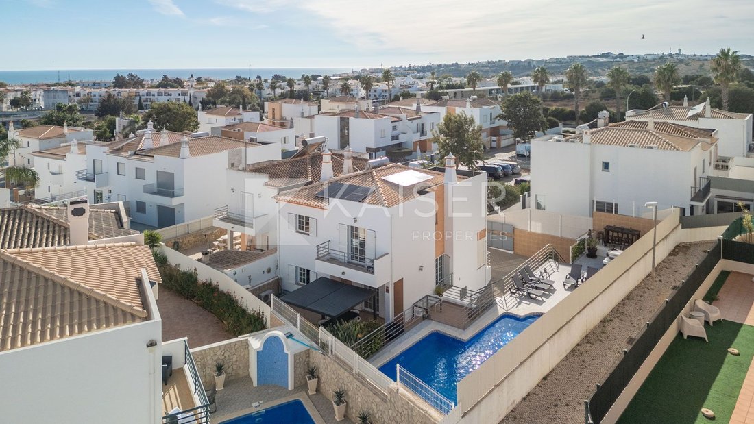 Villa in Praia dos Pescadores, Olhos de Agua, Portugal 4 - 16538721