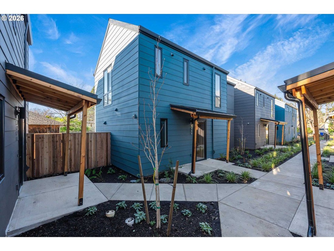 House in Portland, Oregon, United States 1 - 18605280