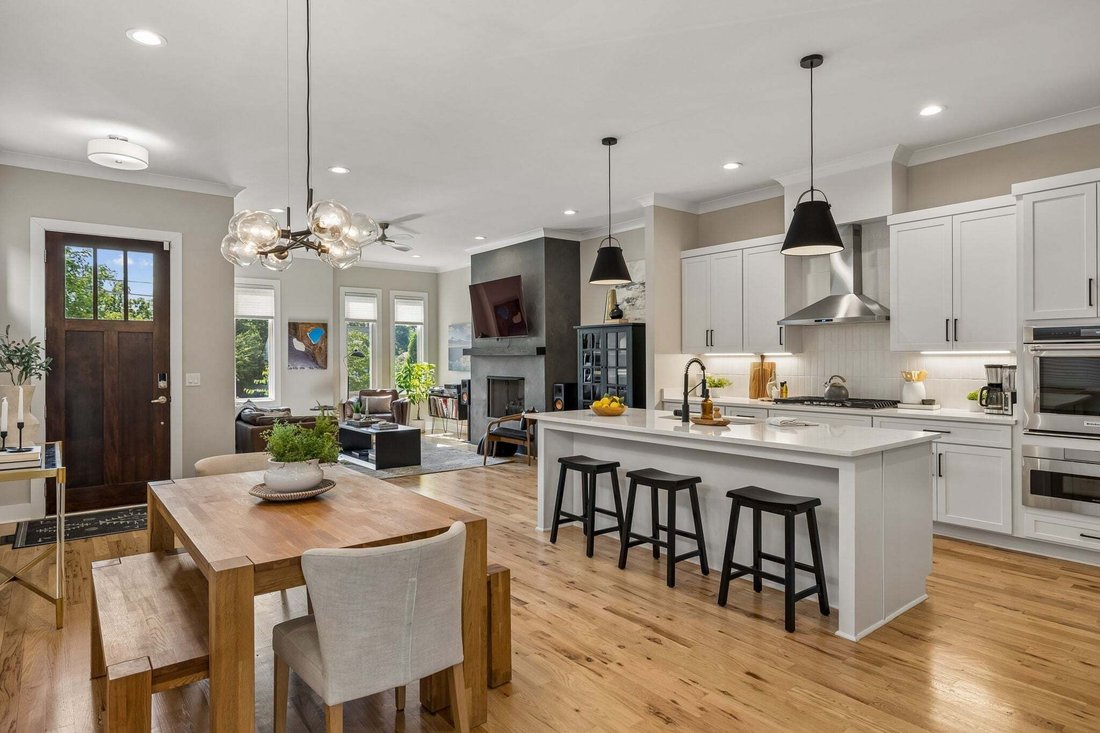 Co Op in Nashville, Tennessee, United States 1 - 18605343